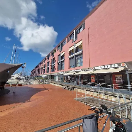 Апартаменты Il Rifugio Nel Porto Antico - The Refuge In The Old Port -le Refuge Dans Le Vieux Port Генуя