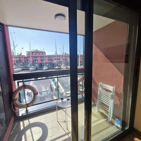 Il Rifugio Nel Porto Antico - The Refuge In The Old Port -le Refuge Dans Le Vieux Port Генуя