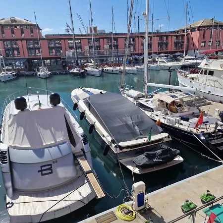 Апартаменты Il Rifugio Nel Porto Antico - The Refuge In The Old Port -le Refuge Dans Le Vieux Port