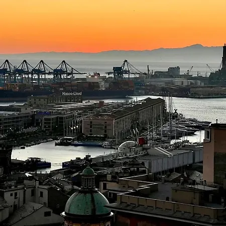 Il Rifugio Nel Porto Antico - The Refuge In The Old Port -le Refuge Dans Le Vieux Port Генуя